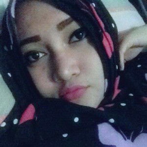 Fitri Wahyu Aprilia profile icon