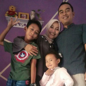 Intan Fajar Almira profile icon