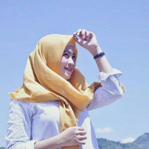 Iis Widya Sari profile icon