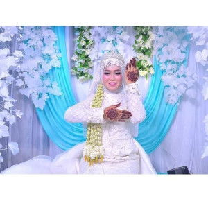 Nur Chosyanti profile icon