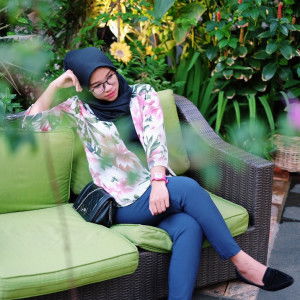 Desy Katrin profile icon