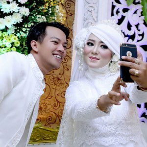 Viky Melita Desilow profile icon