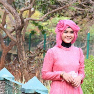 Ulfah Dewi profile icon