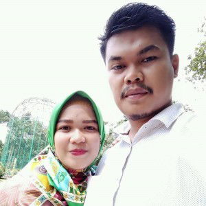 Revi Heriani profile icon