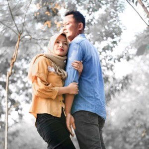 Fitri Astuti profile icon