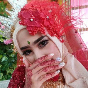 vhie muslimah profile icon