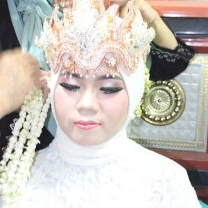 Riri Nalurita Supriadi profile icon