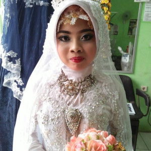 Leony Putri profile icon