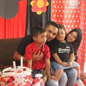 Yuwe Wandira Sy profile icon