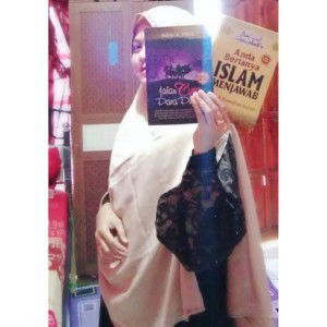 Nur Komalariah profile icon