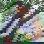 carolline anita profile icon