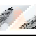 Iva Kharisma profile icon