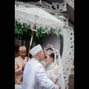 Yussy Jenny Febryan profile icon