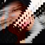 anisa dwiswara profile icon