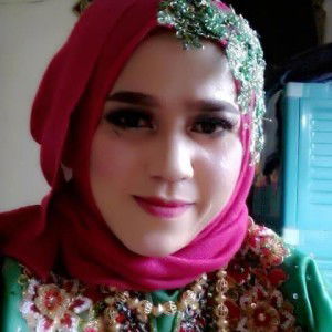 Arni Estiyanti profile icon