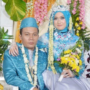 ابدل وحد رید profile icon