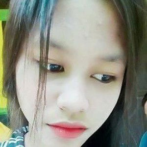 Desi Natalia profile icon