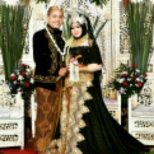 Dhini Fathahrani profile icon