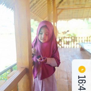 Natasya Putri L profile icon