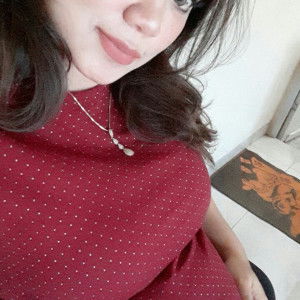 Evi Apriani profile icon