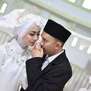 Chymoet Putri Ragil profile icon