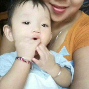 indah lestari profile icon