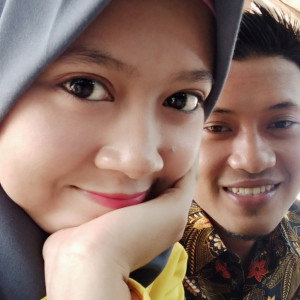 Indri Nawang Sari profile icon