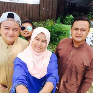 Amira Aziz profile icon