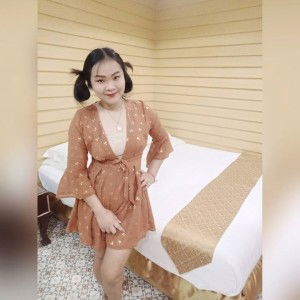 Roongnapa Uattama profile icon