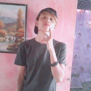 Ella Seph Far Miharbe profile icon