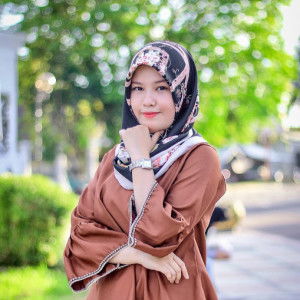 SILFINA AURYN profile icon