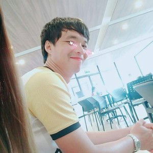 Wuttichai Khenharat profile icon