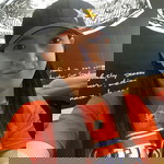 Lei Taniajura profile icon