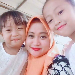 Mimi Mutiarasyaqilla profile icon