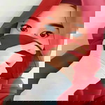 Tenku Sufia profile icon