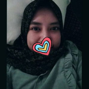 Tri Wahyuni profile icon