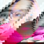 Nur Komalasari profile icon