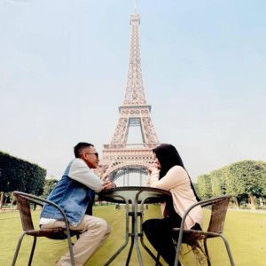 Erni Latifah profile icon