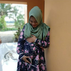 Tri Astuti profile icon