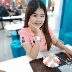 โววี่ profile icon