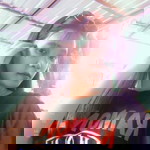 โม เดล. profile icon