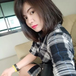 Chompoo Hongseetong profile icon