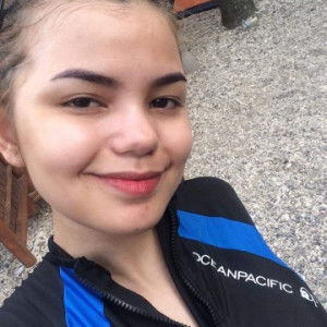 Mikaella Thcof profile icon