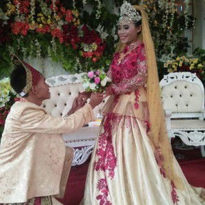 Putri Ntuh Cethia profile icon