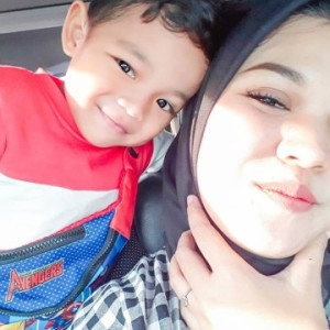 Siti nur Aini profile icon