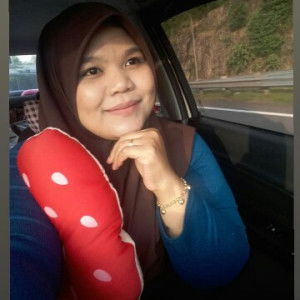 Puan Nadia profile icon