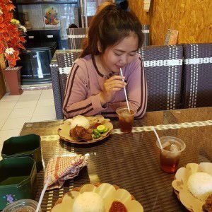 Renata Firsta Putri profile icon