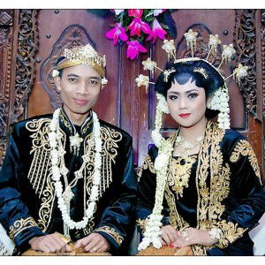 Yogi Purbowati profile icon