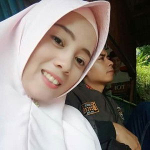 Yenti Yulia Wati profile icon