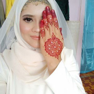 Eiyna Ahmad profile icon